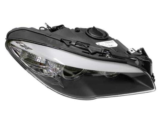 BMW Headlight Assembly - Passenger Side (Halogen) 63117203244 - Hella 010131061